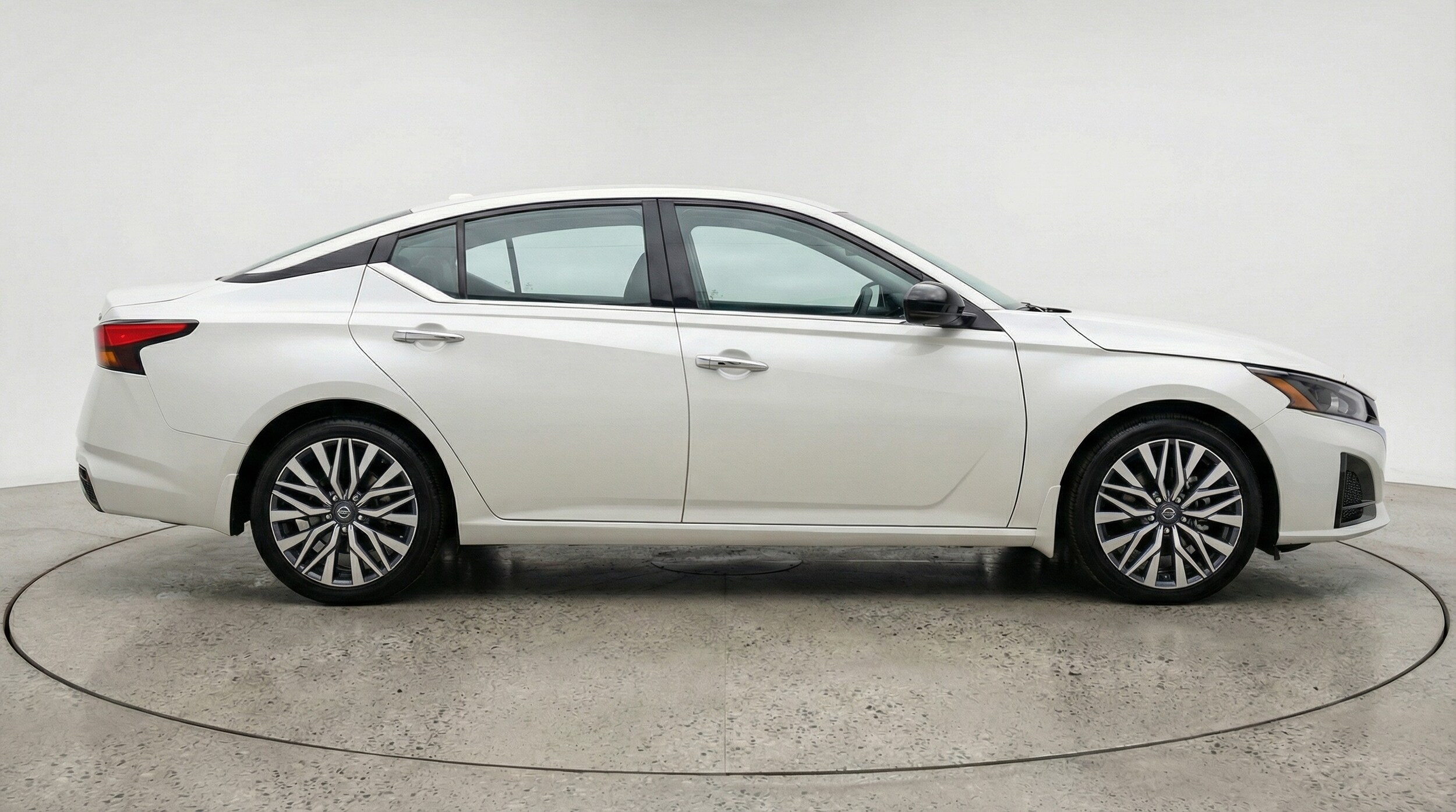 Thumbnail: 2025 Nissan Altima - 8