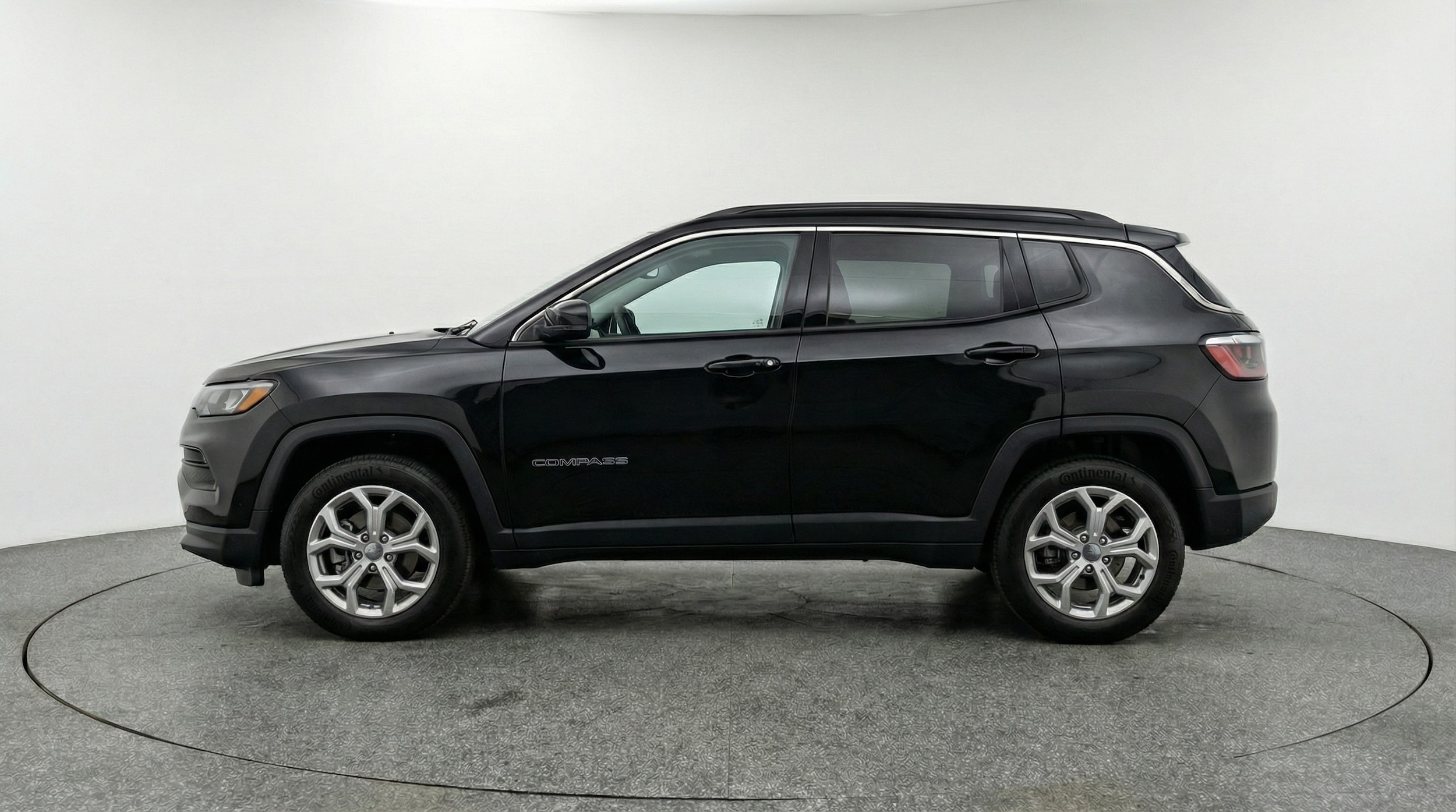 Thumbnail: 2025 Jeep Compass - 4