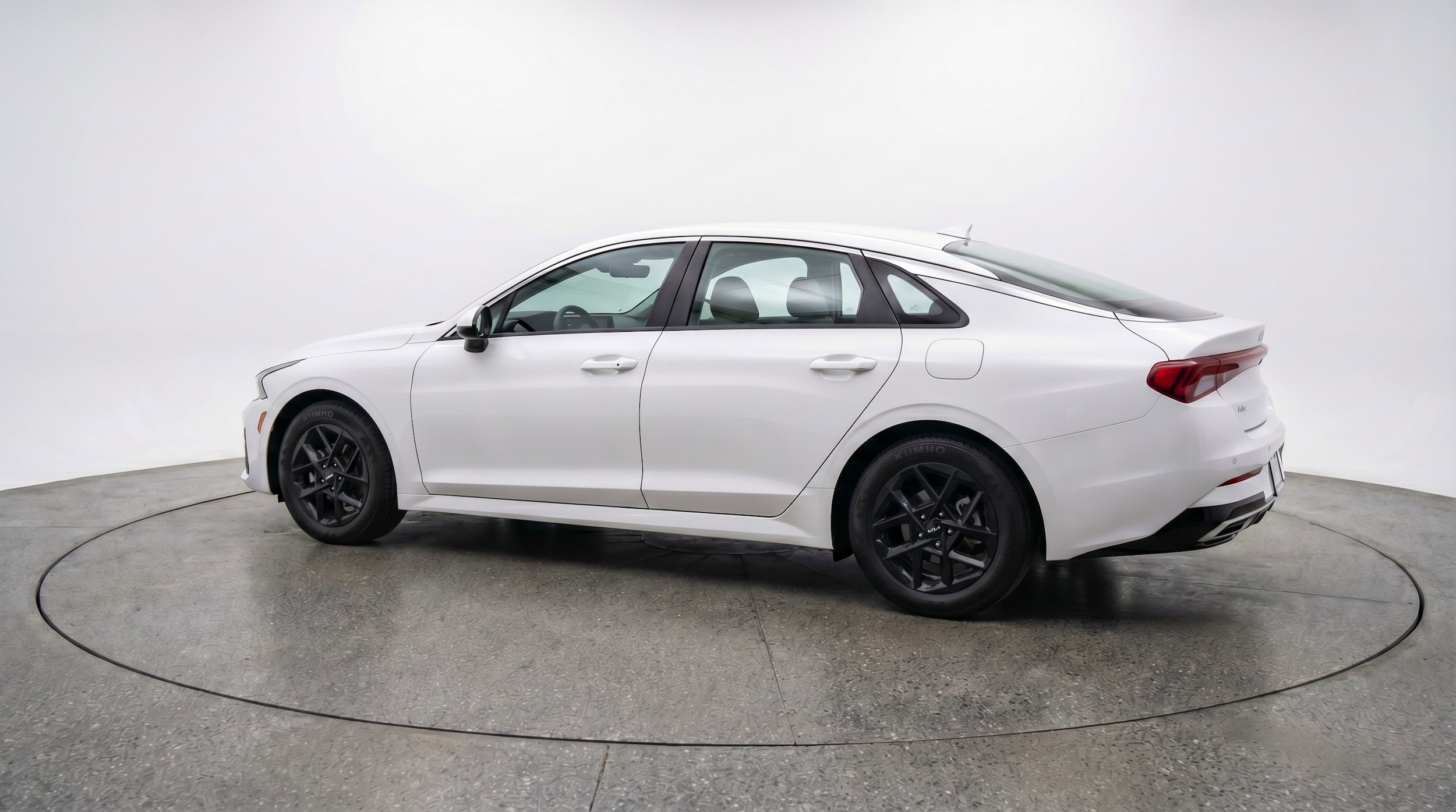 Thumbnail: 2025 Kia K5 - 6