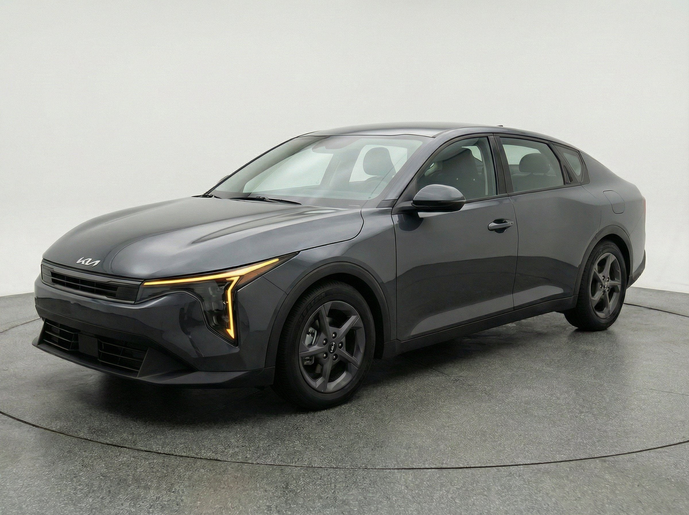 Thumbnail: 2025 Kia K4 - 3