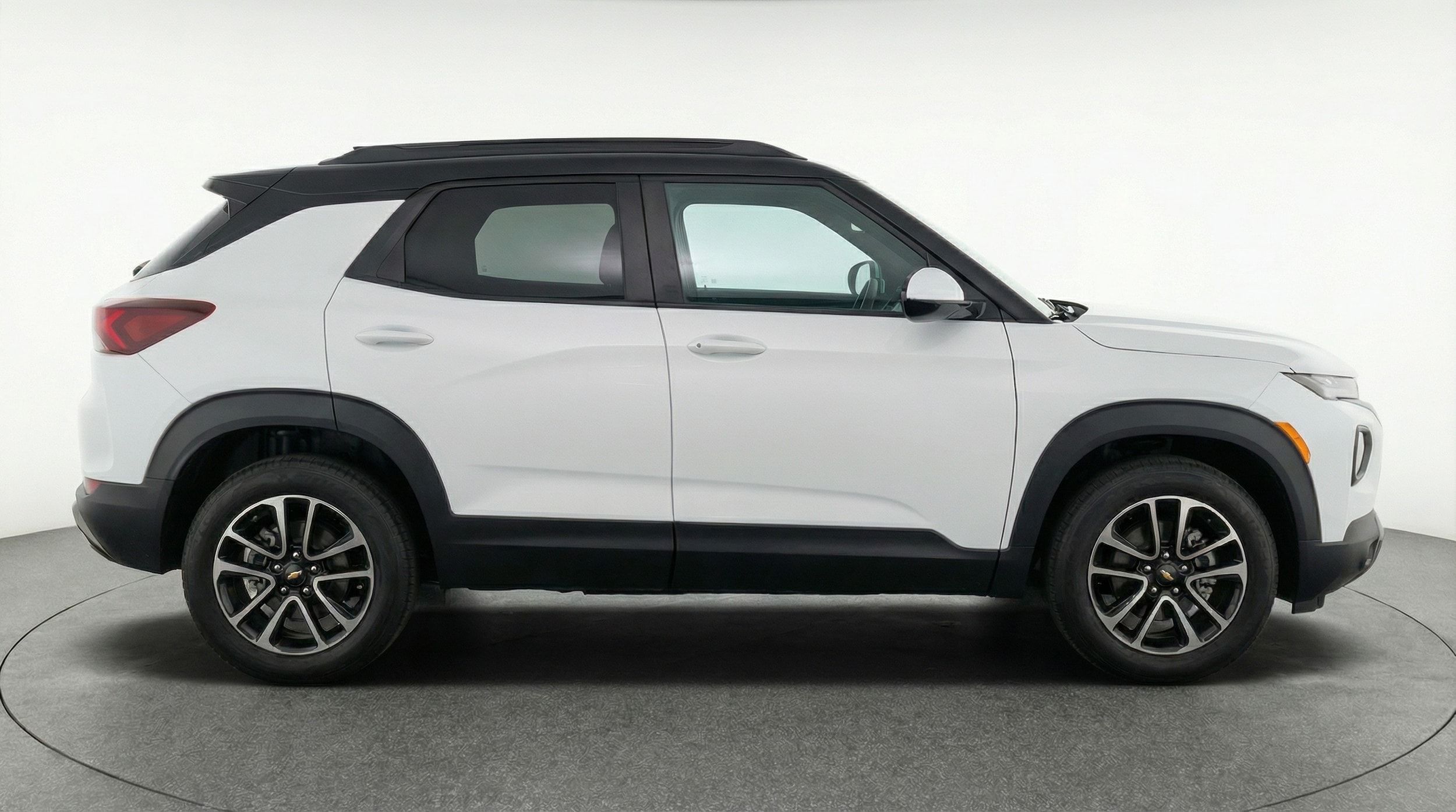 Thumbnail: 2025 Chevrolet TrailBlazer - 8