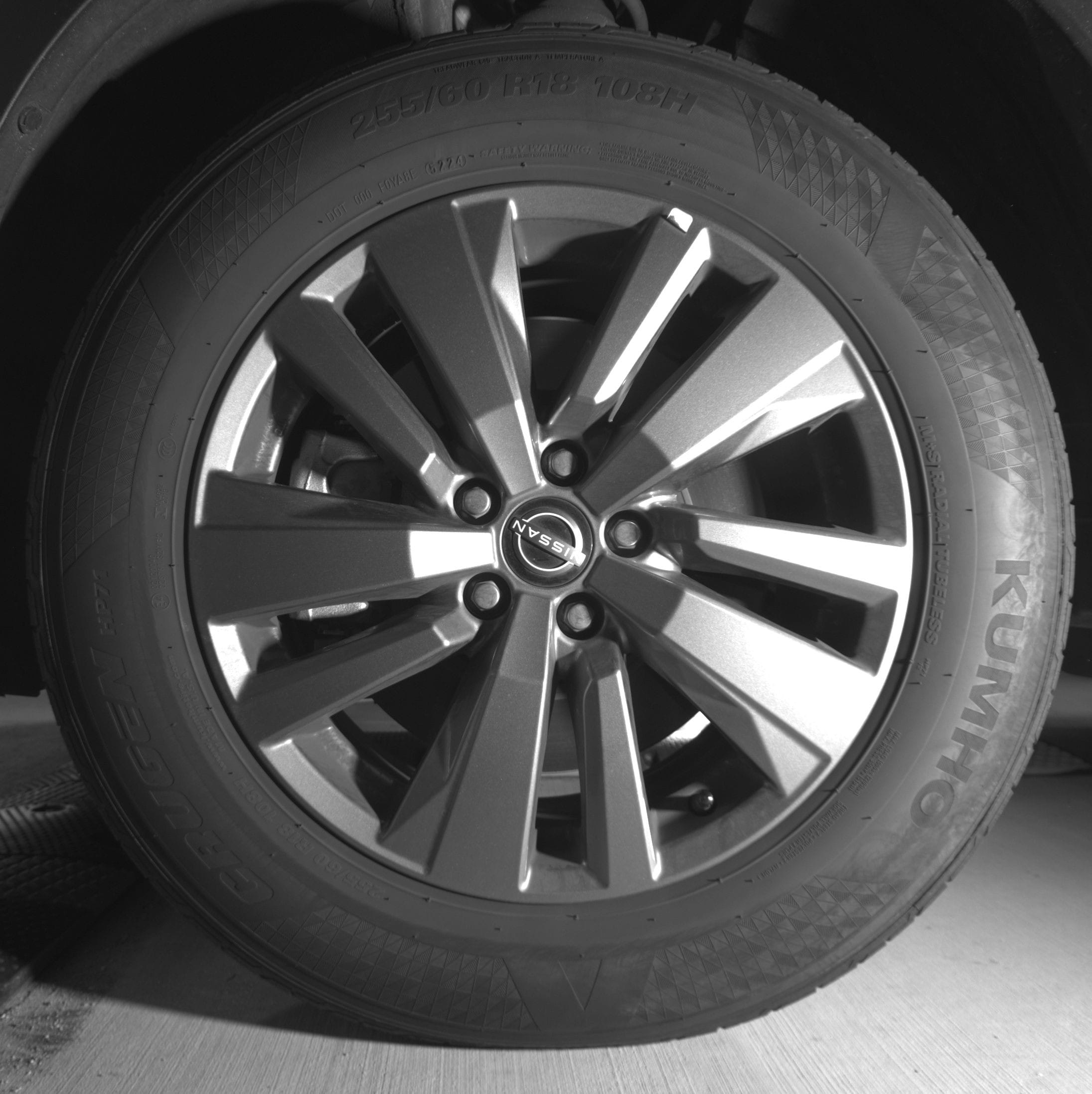 Thumbnail: 2025 Nissan Pathfinder - 9