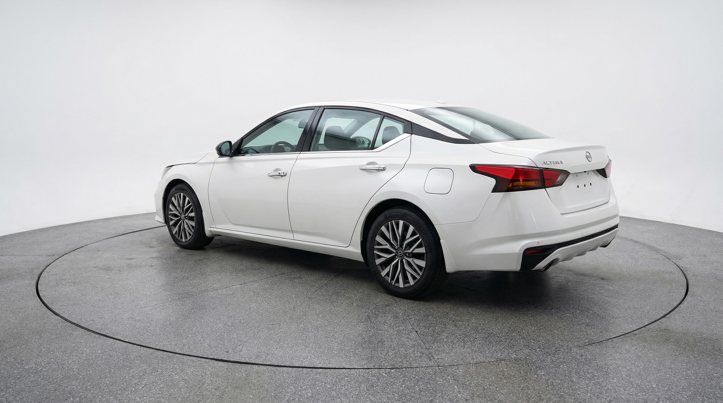 Thumbnail: 2025 Nissan Altima - 5