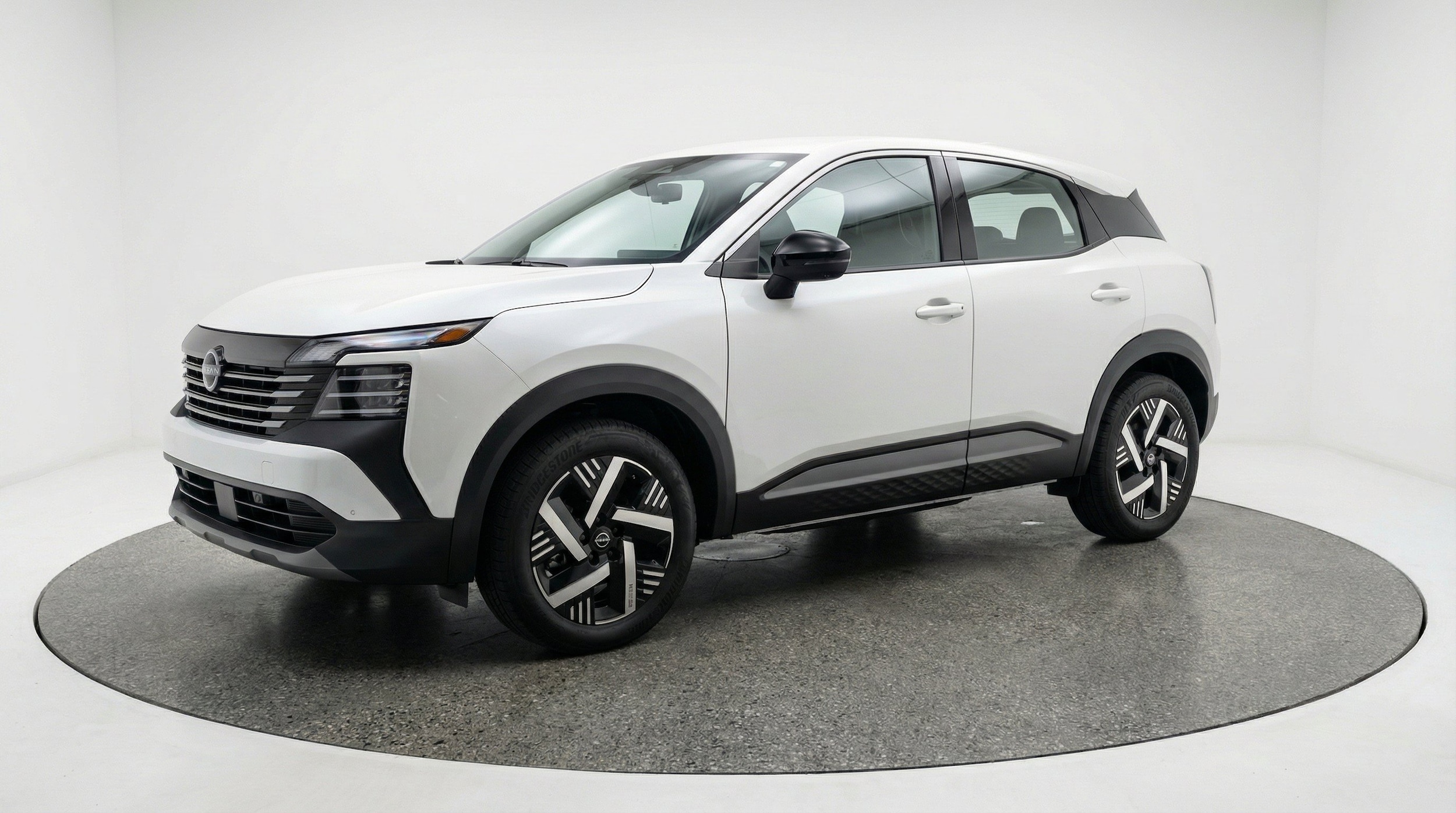 Thumbnail: 2026 Nissan Kicks - 3