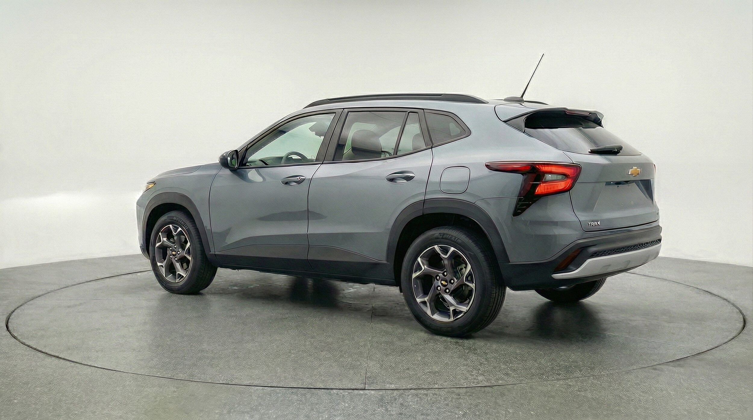 Thumbnail: 2025 Chevrolet Trax - 5