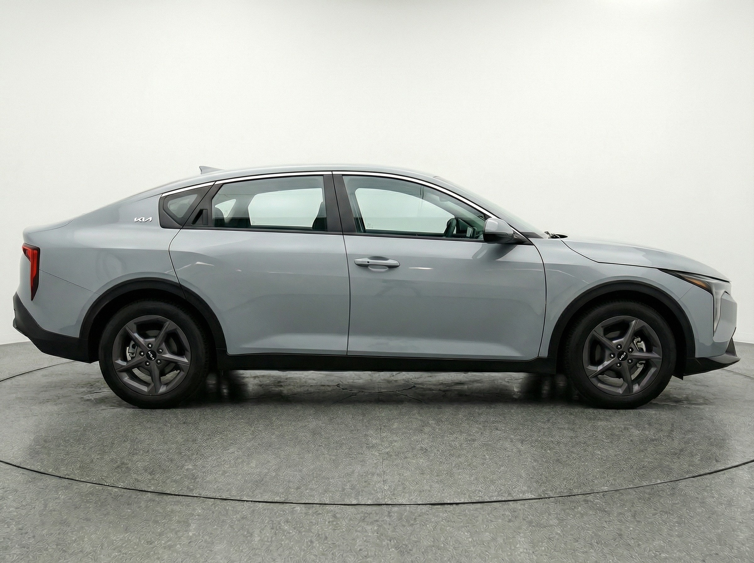 Thumbnail: 2025 Kia K4 - 4