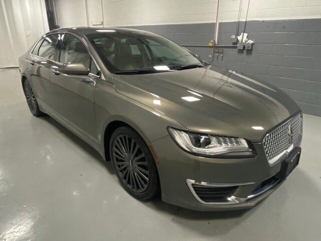 2017 Lincoln MKZ Reserve photo 4