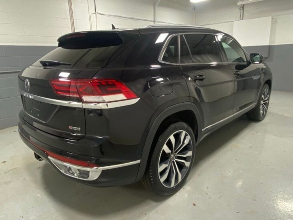 Used 2022 Volkswagen Atlas Cross Sport 3.6L V6 SEL Premium R-Line SUV