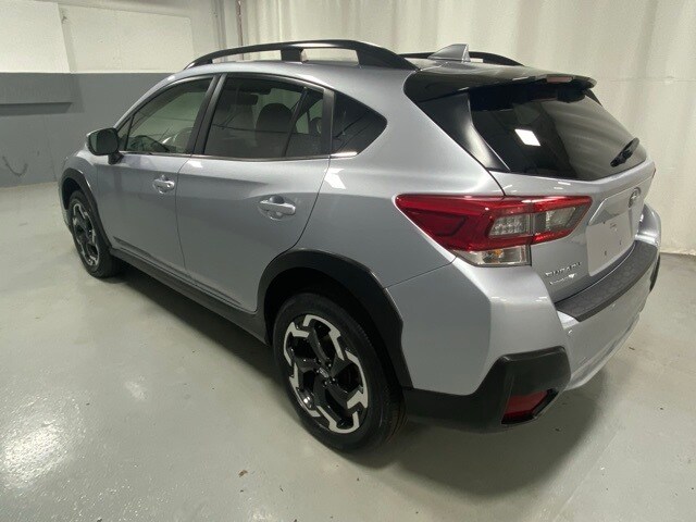 2023 Subaru Crosstrek Limited photo 2