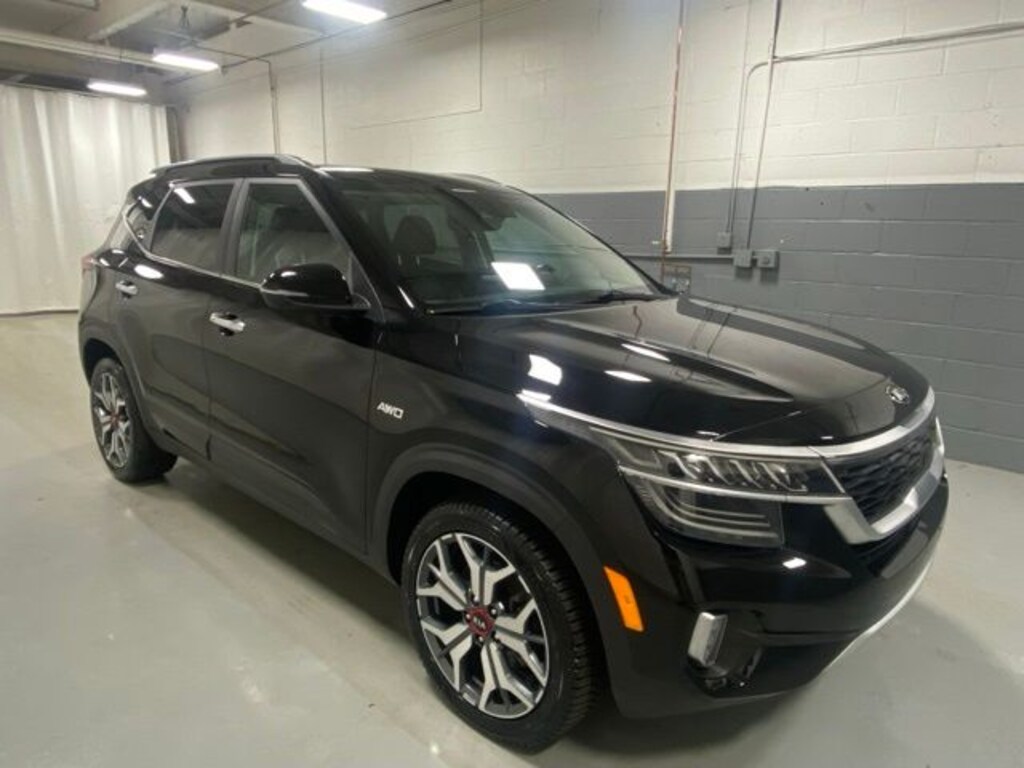 Used 2021 Kia Seltos SX SUV