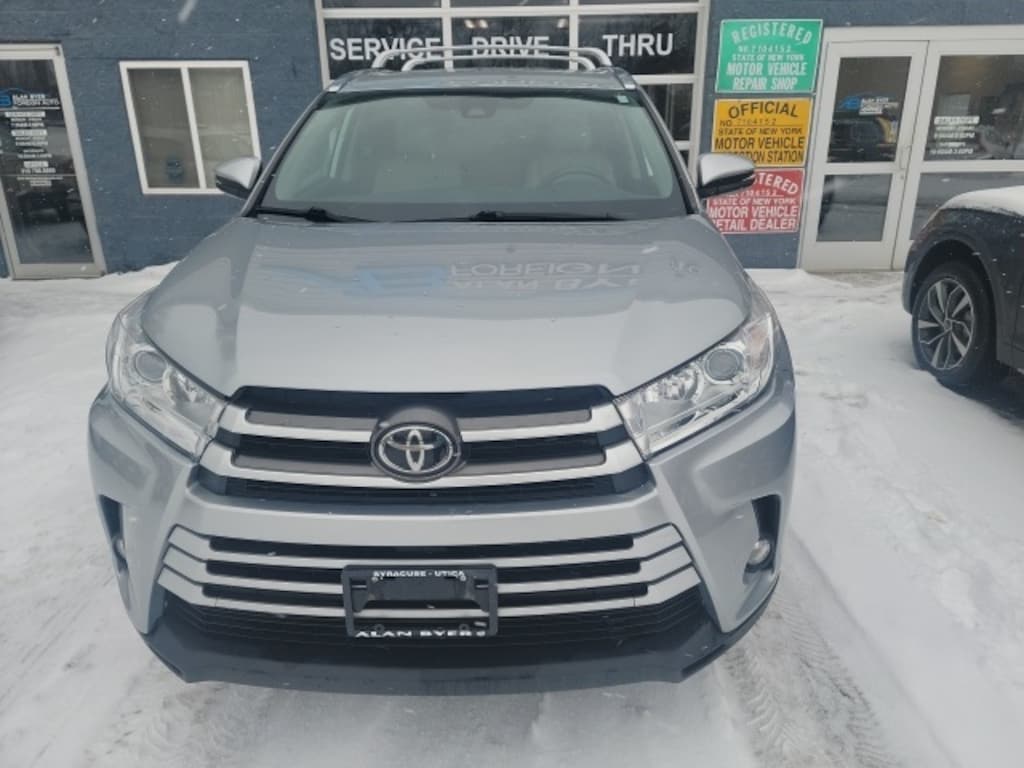 Used 2019 Toyota Highlander SUV