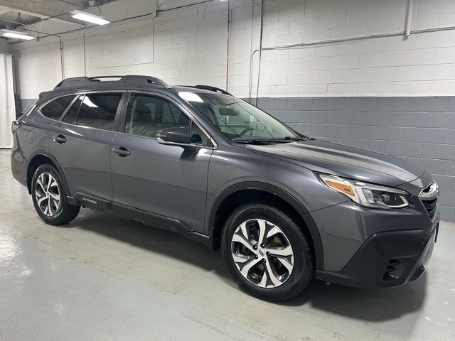 2022 Subaru Outback Limited XT photo 4