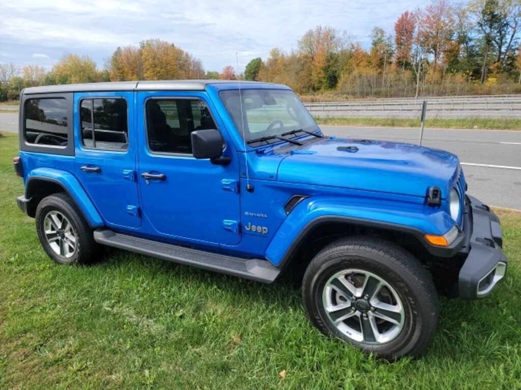 Used 2023 Jeep Wrangler Sahara SUV