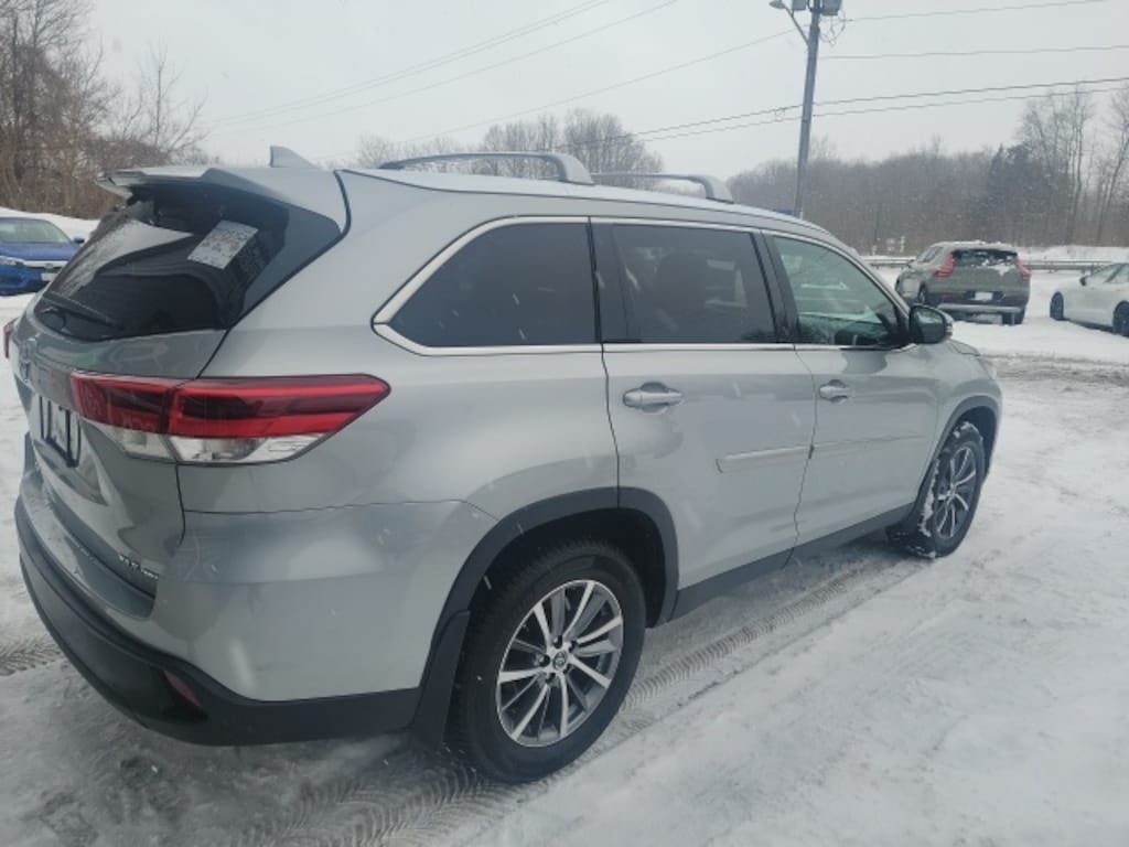 Used 2019 Toyota Highlander SUV