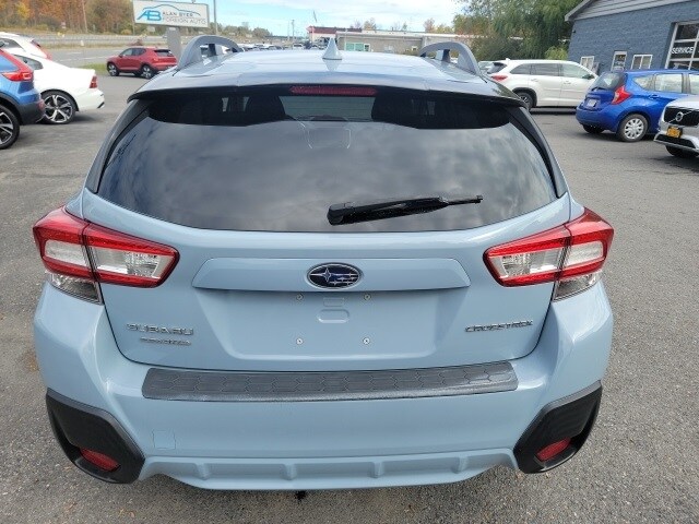 2018 Subaru Crosstrek 2.0i Premium photo 2