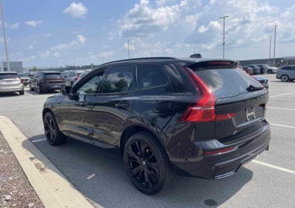 Used 2025 Volvo XC60 B5 Ultra Black Edition SUV