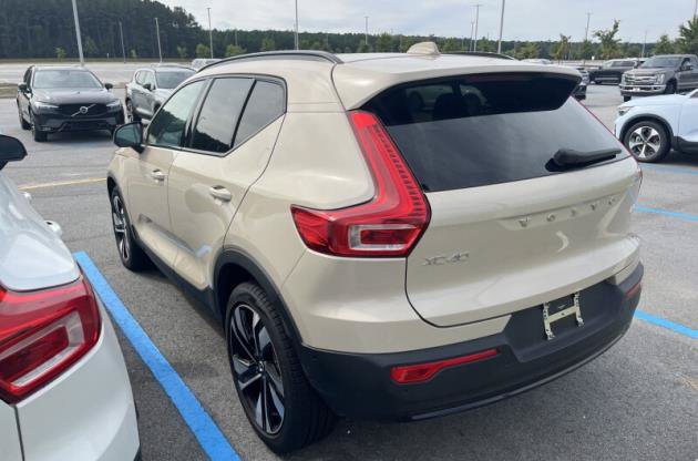 Used 2026 Volvo XC40 B5 Plus SUV