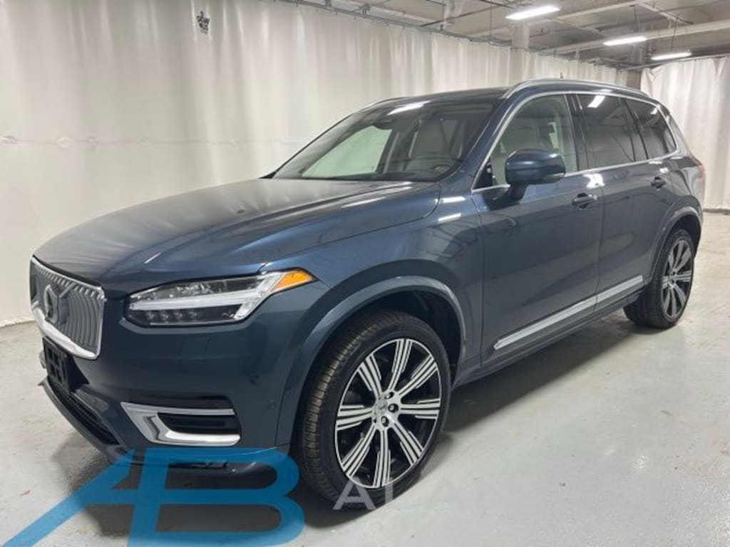 Used 2025 Volvo XC90 B5 Ultra SUV