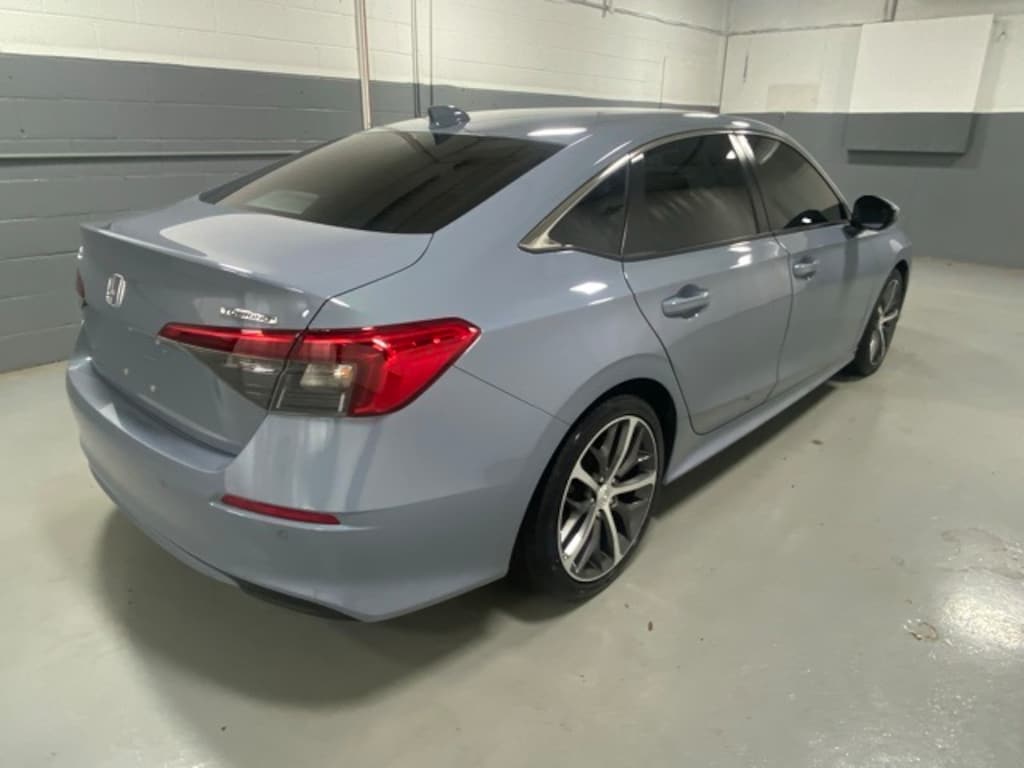 Used 2022 Honda Civic Touring Sedan