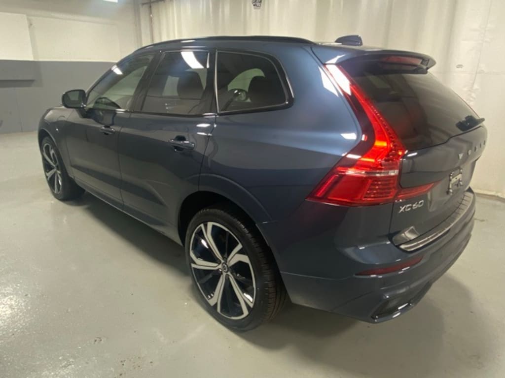 Certified 2024 Volvo XC60 Recharge Plug-In Hybrid Ultimate SUV