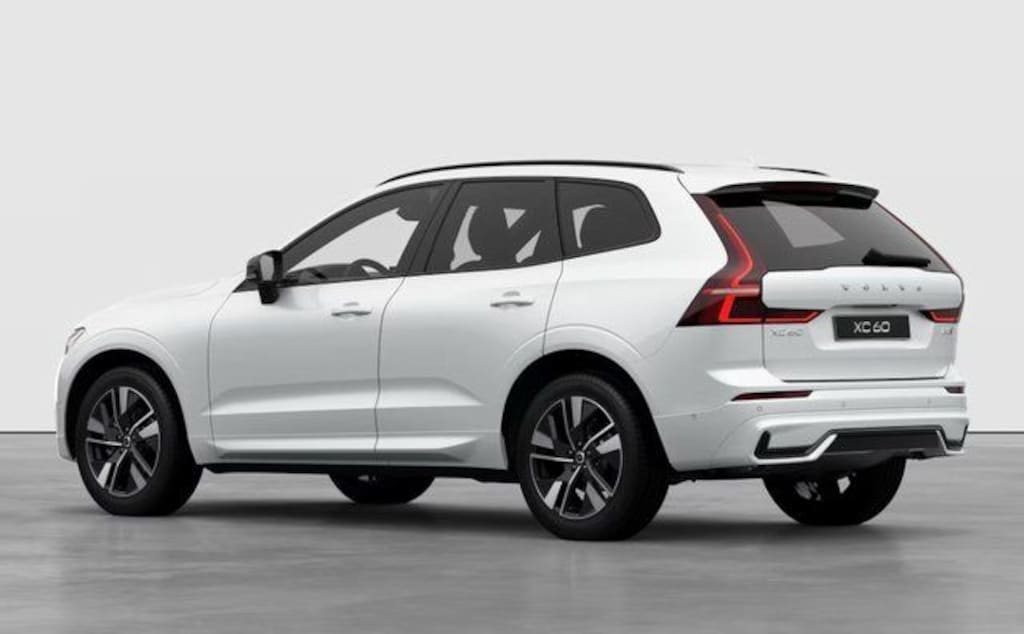New 2026 Volvo XC60 B5 Plus SUV