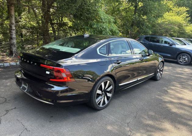 Certified 2024 Volvo S90 Recharge Plug-In Hybrid Ultimate Sedan
