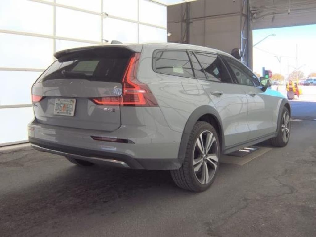 Used 2025 Volvo V60 Cross Country B5 Plus Wagon