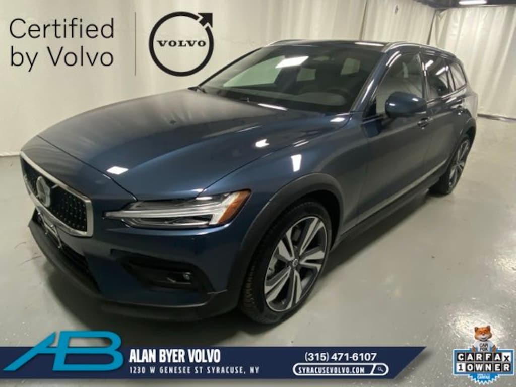 Certified 2025 Volvo V60 Cross Country B5 Plus Wagon