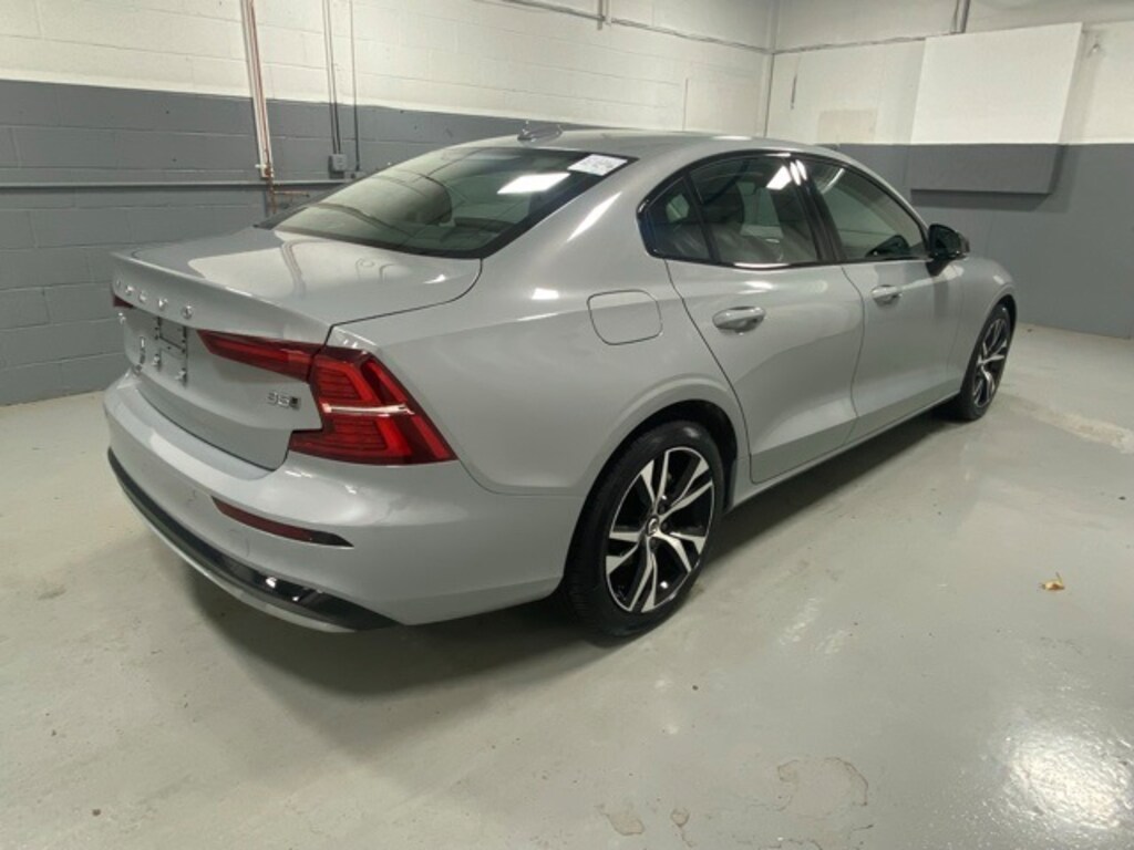 Used 2025 Volvo S60 B5 Core Sedan