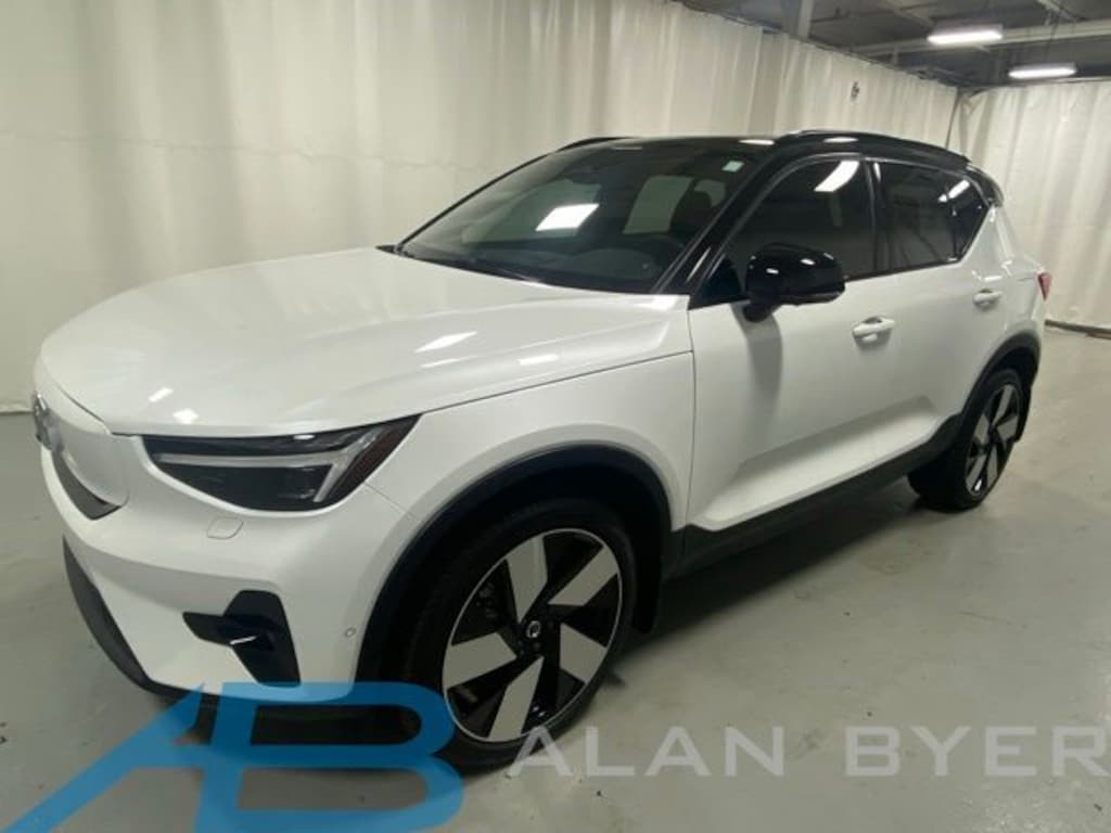 Used 2023 Volvo XC40 Recharge Pure Electric Ultimate SUV