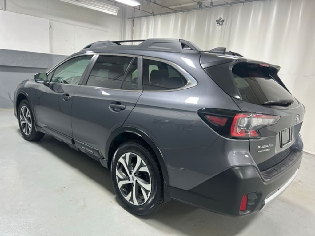 Used 2022 Subaru Outback Limited XT SUV