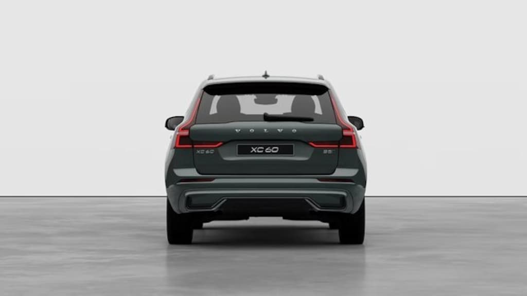 New 2026 Volvo XC60 B5 Core SUV