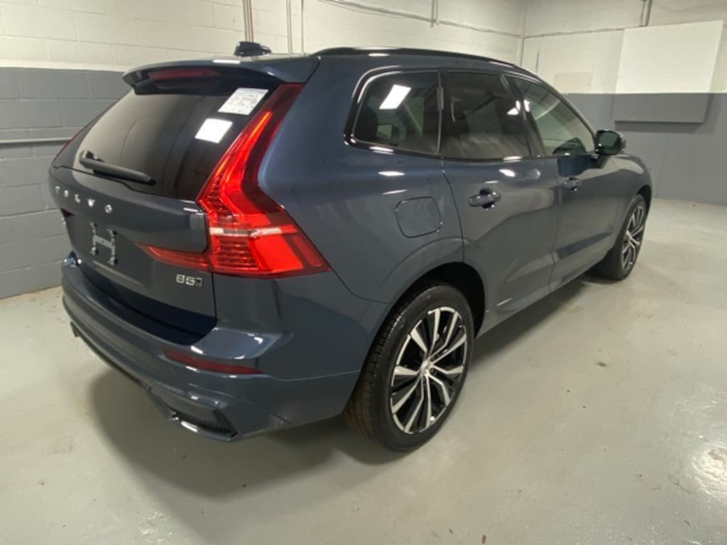 Certified 2025 Volvo XC60 B5 Plus SUV