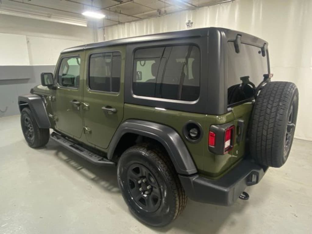Used 2020 Jeep Wrangler Unlimited Sport SUV