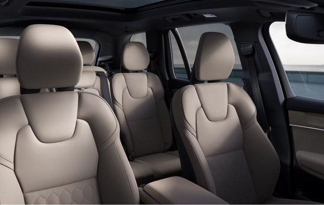 2026 Volvo XC90 Plus - Photo 11