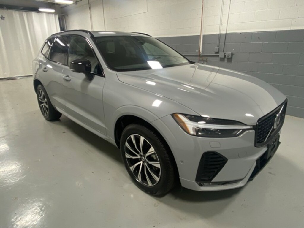 Used 2025 Volvo XC60 B5 Plus SUV