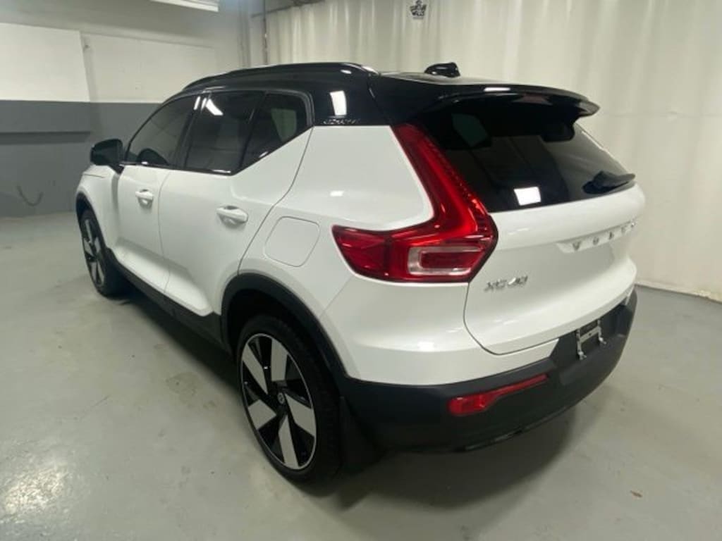 Used 2023 Volvo XC40 Recharge Pure Electric Ultimate SUV