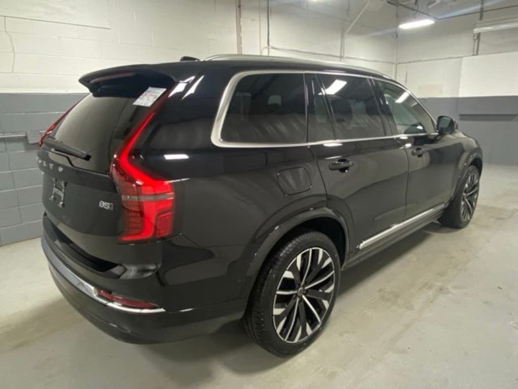 Used 2025 Volvo XC90 B5 Plus SUV
