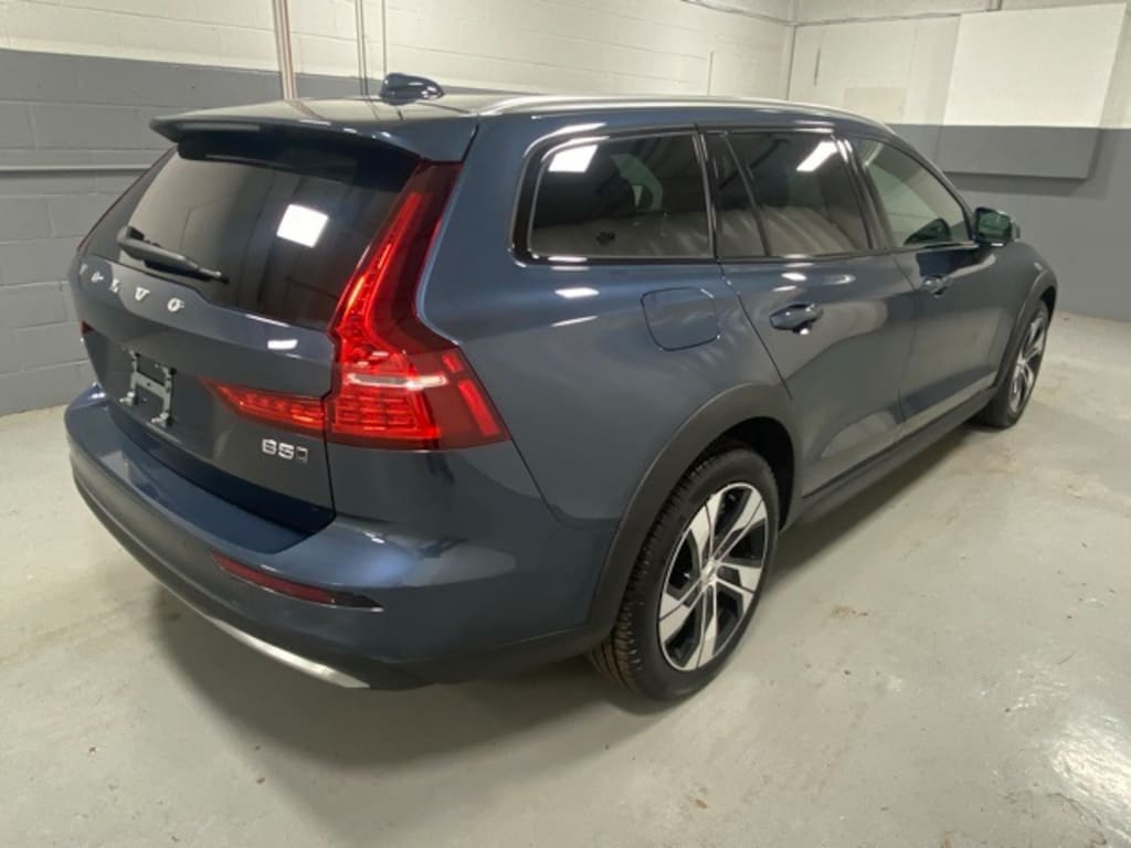 Used 2025 Volvo V60 Cross Country B5 Plus Wagon