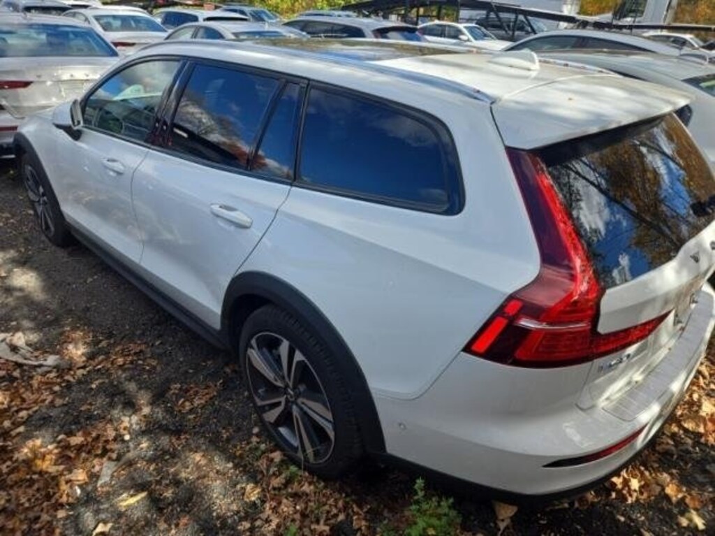 Used 2024 Volvo V60 Cross Country B5 Plus Wagon