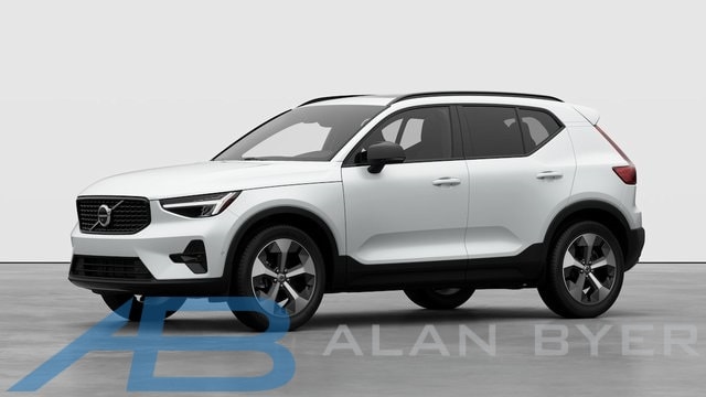2026 Volvo XC40 Plus's photo