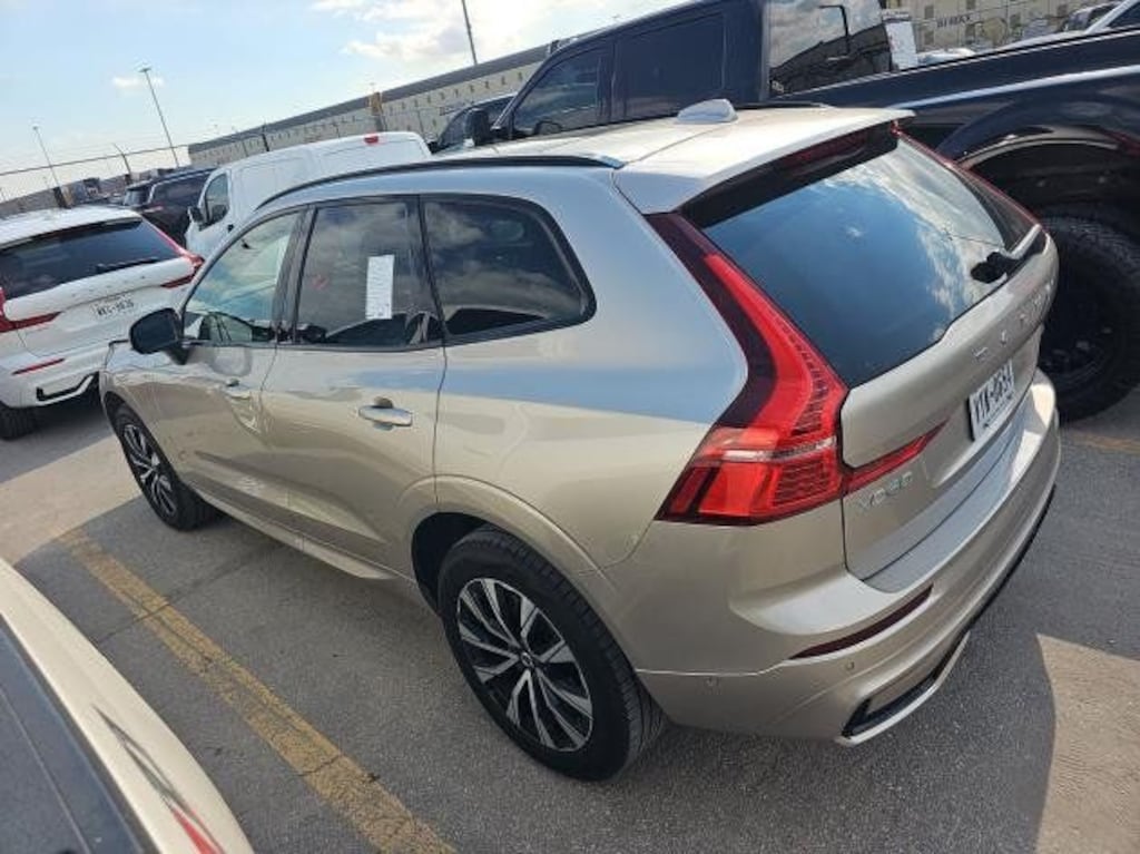 Used 2025 Volvo XC60 B5 Plus SUV