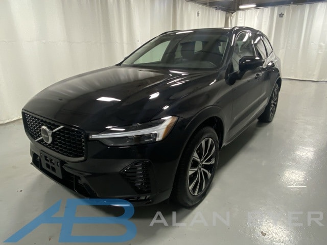2025 Volvo XC60 B5 Core SUV