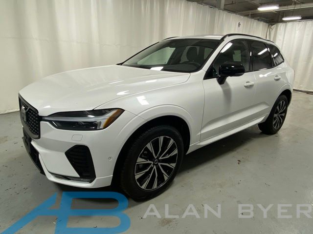 2025 Volvo XC60 B5 Plus Dark AWD's photo