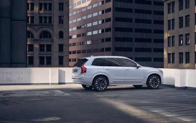 2026 Volvo XC90 Plus - Photo 7