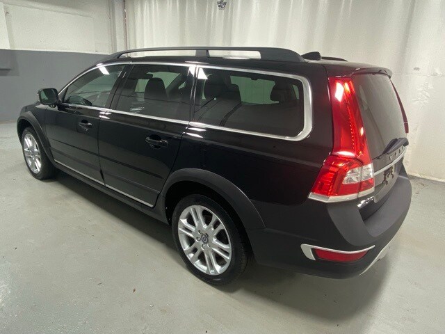 2016 Volvo XC70 T5 Platinum photo 2