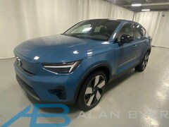 used 2023 Volvo C40 Recharge Pure Electric Ultimate SUV for sale in syracuse
