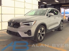 used 2025 Volvo XC40 B5 Plus Bright Theme SUV for sale in syracuse