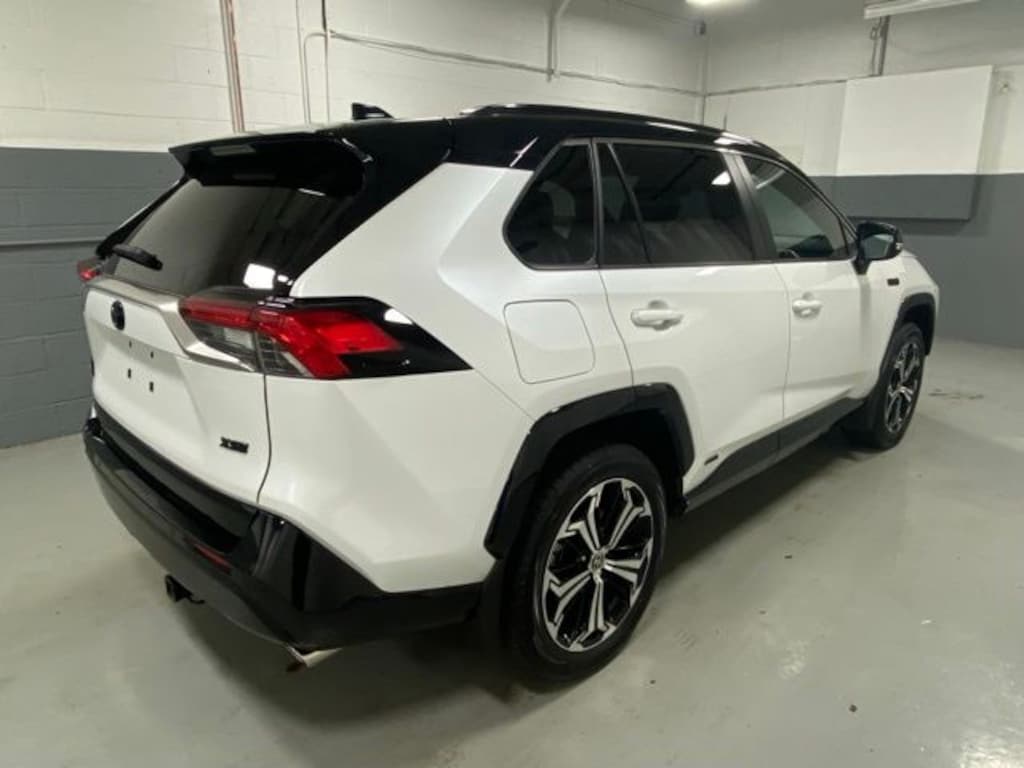 Used 2024 Toyota RAV4 Prime XSE SUV
