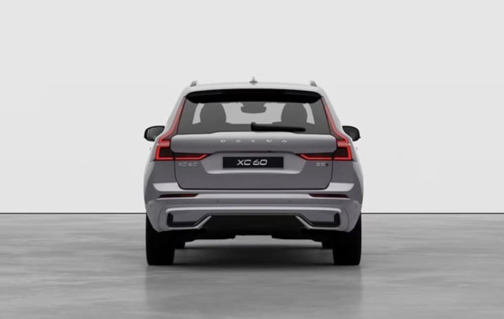 New 2026 Volvo XC60 B5 Plus SUV